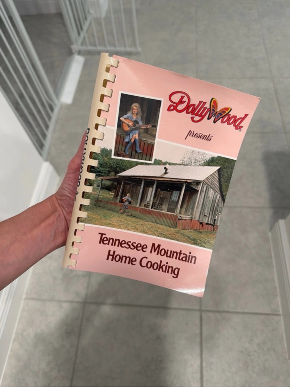 1989 Dolly Parton Cookbook